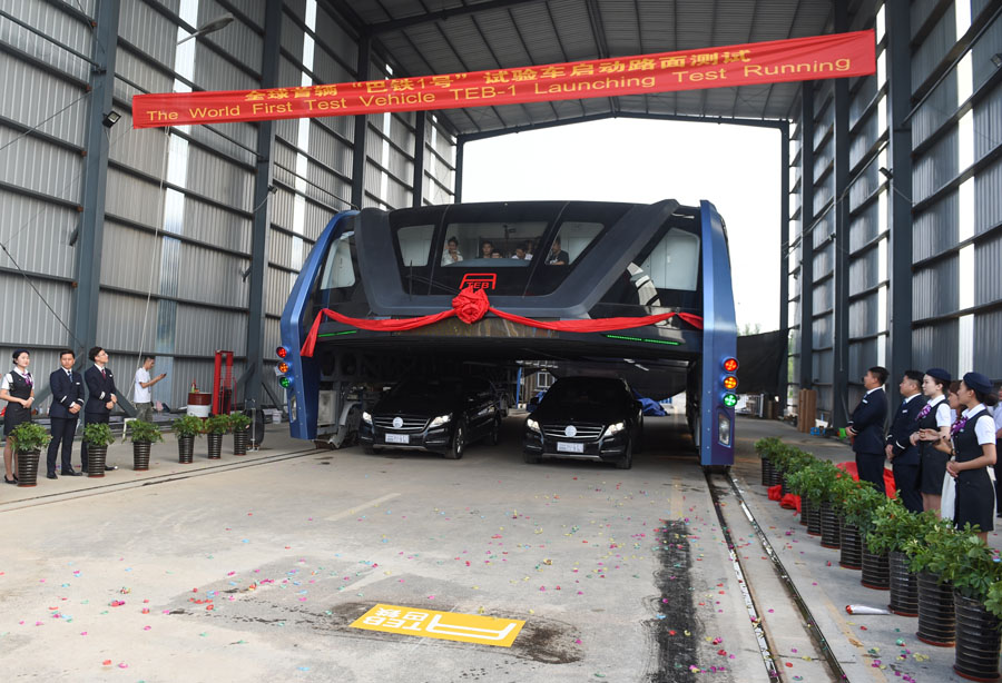 China – The long-awaited Elevated Bus is finally here